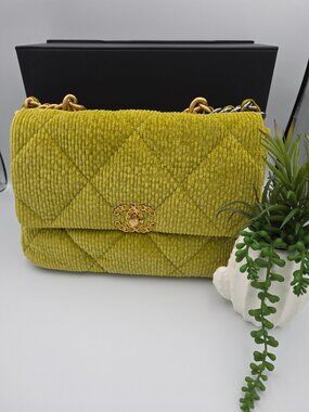 NEW Chanel 19 Flap Bag Quilted Corduroy Medium